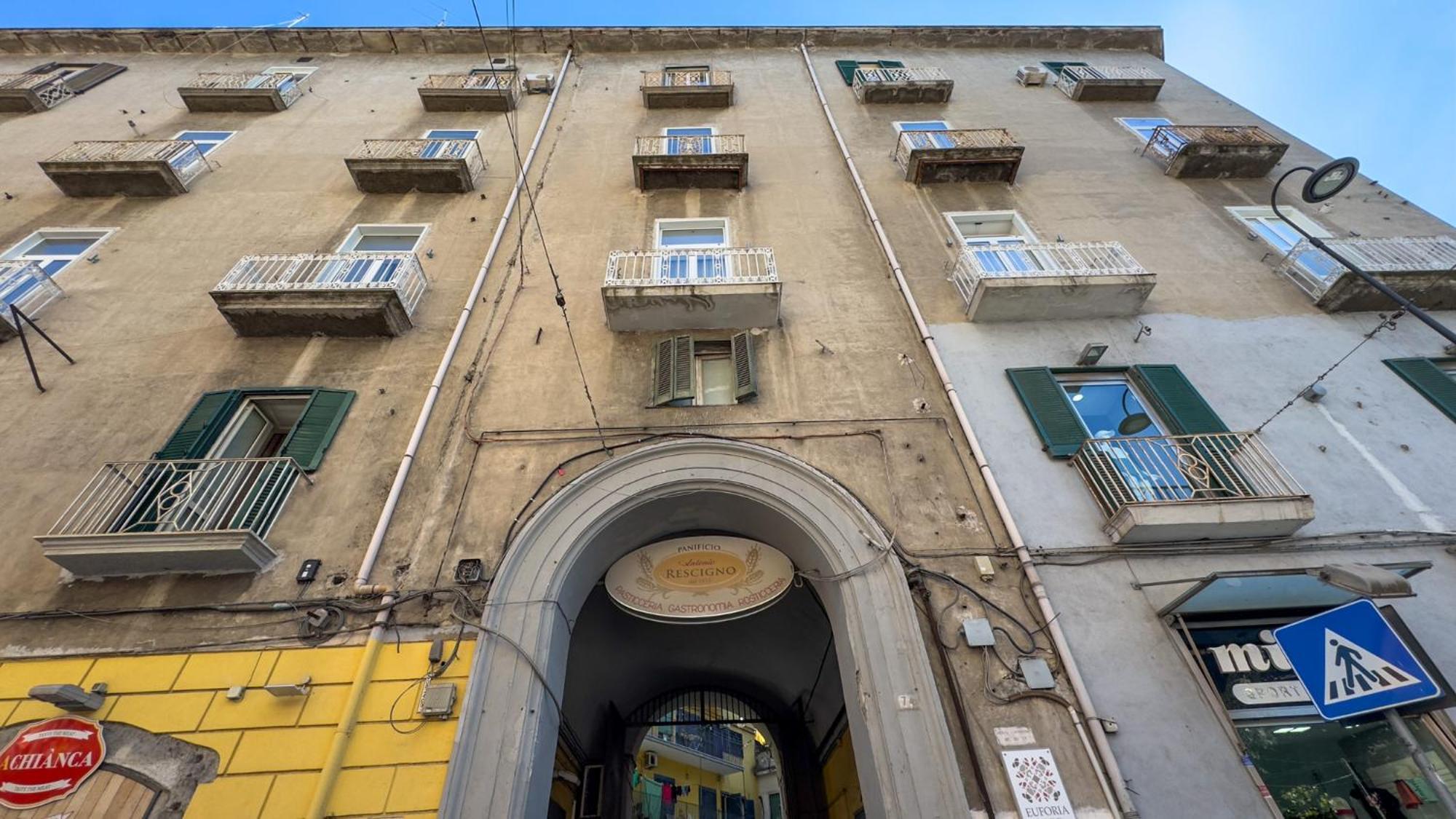 Apartamento Ninetta A Foria Nápoles Exterior foto